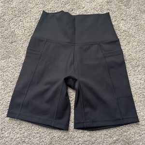 Aerie Offline Black Biker Shorts with Pockets / Size Small